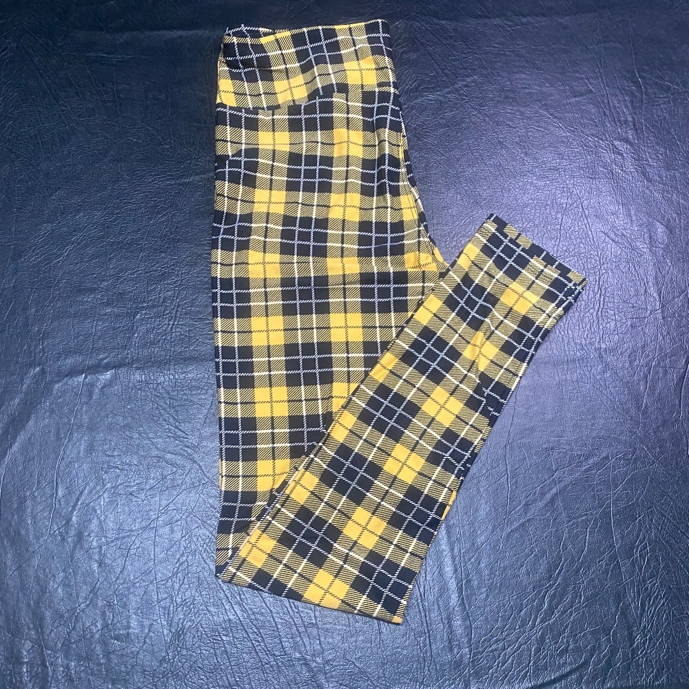 NWOT - LulaRoe OS Leggings